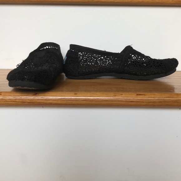 Toms Croquet Slip On Shoes - Picture 4 of 4